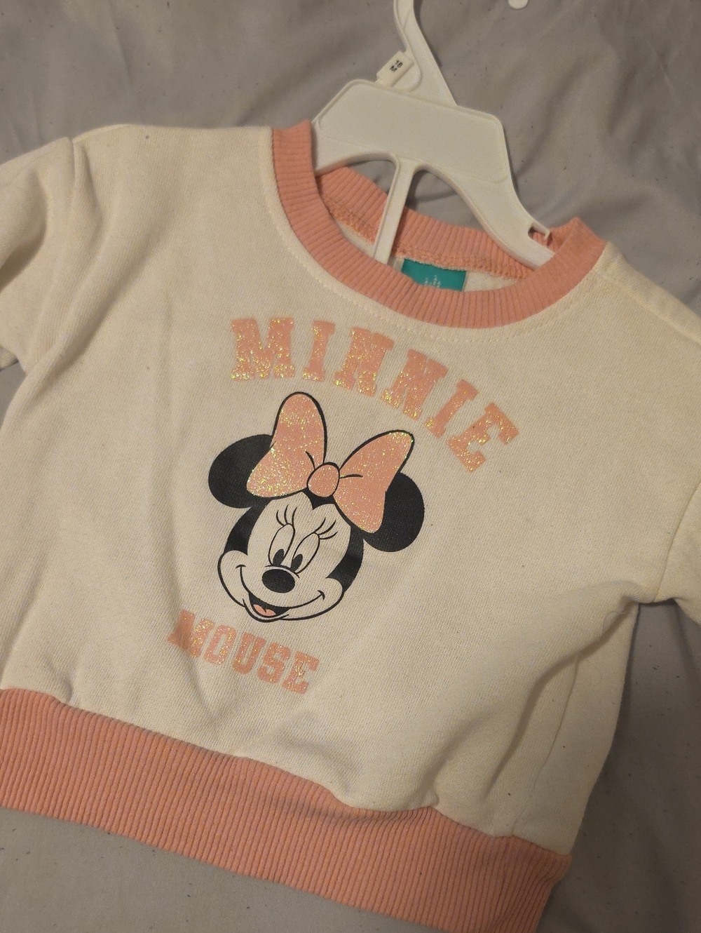 Minnie Mouse Cream & Pink Girls' Sweatshirt